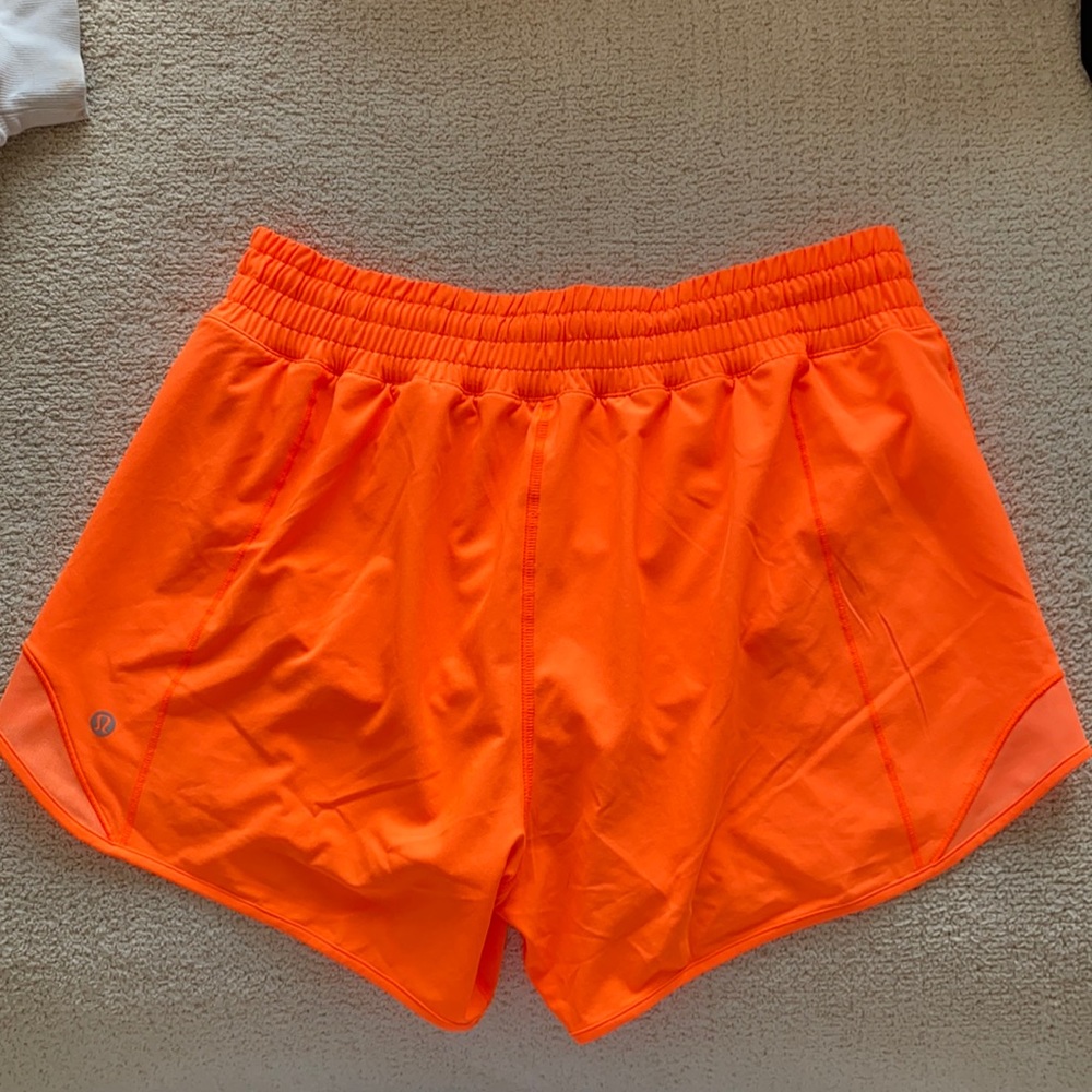 Lululemon hotty hot high rise long 4” shorts